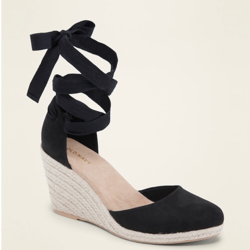 NWT size 9 Faux-Suede Lace-Up Espadrille Wedges